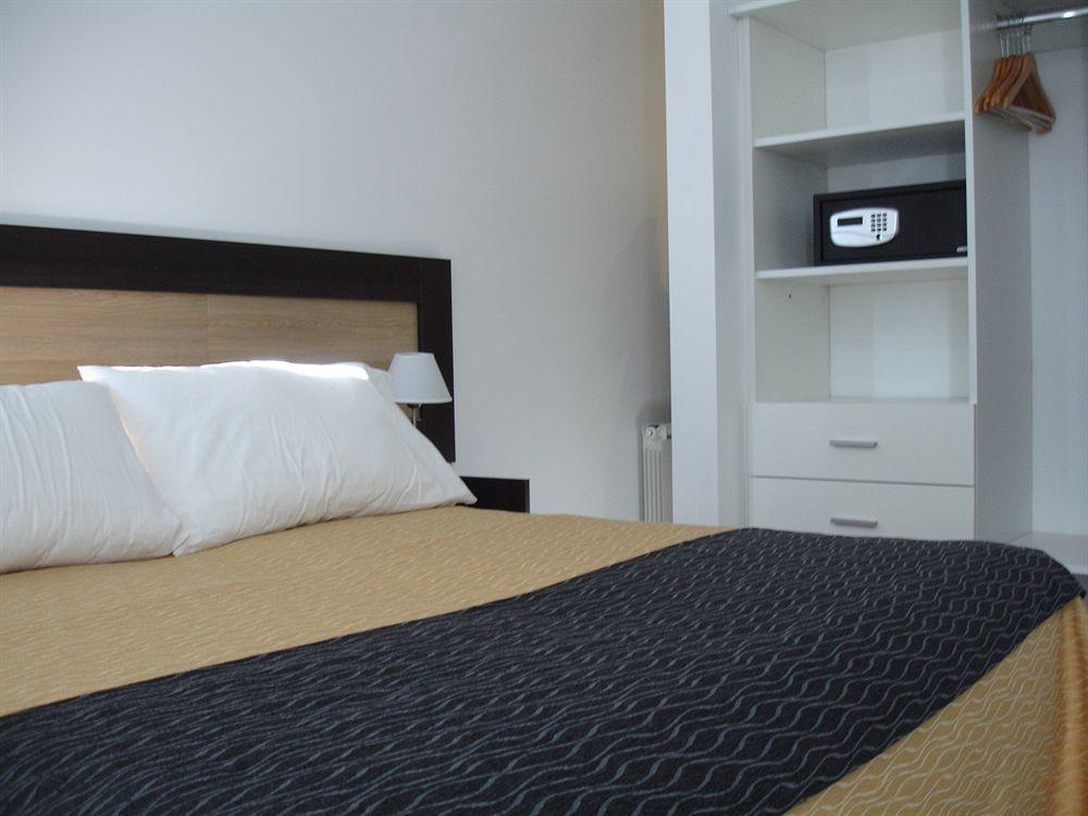 Amerian Carlos Paz & Suites Villa Carlos Paz Eksteriør billede