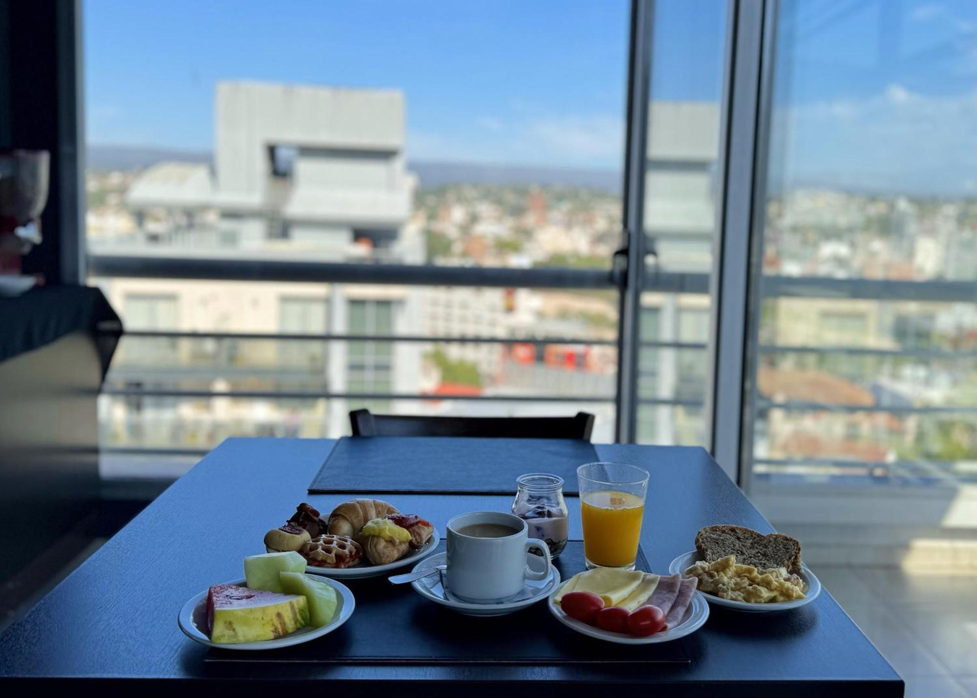 Amerian Carlos Paz & Suites Villa Carlos Paz Eksteriør billede